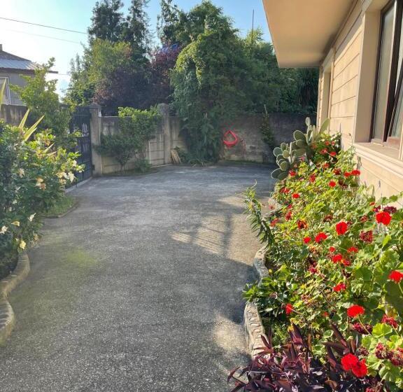 پانسیون Sv Hotel Batumi