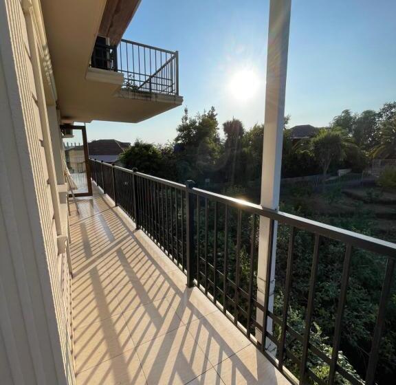 پانسیون Sv Hotel Batumi