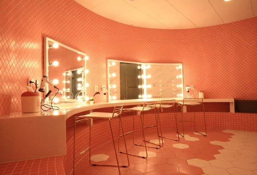 The Blue Guesthouse   Hostel