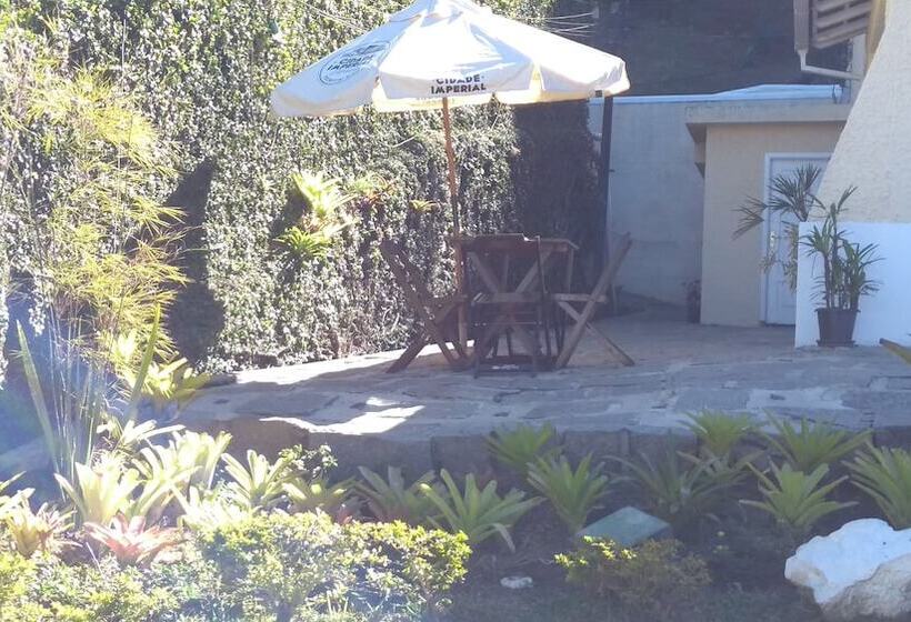 ユースホステル Pousada Valparaiso