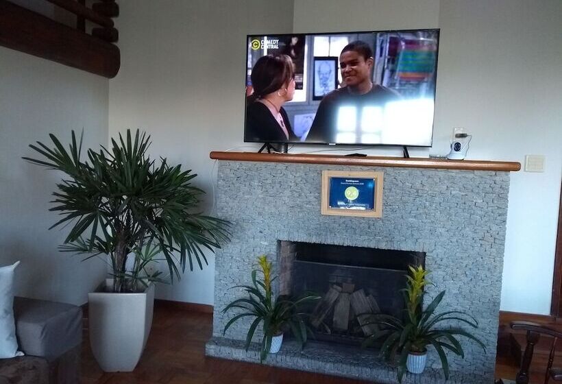 ユースホステル Pousada Valparaiso