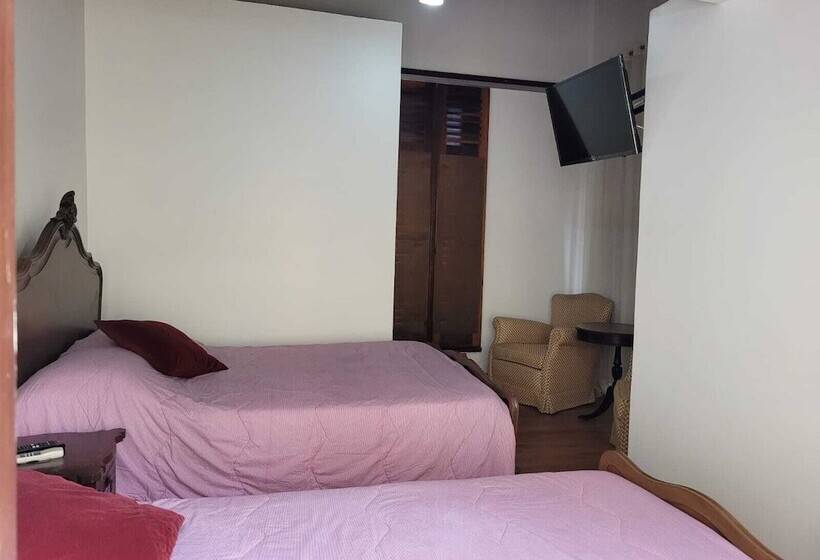 ユースホステル Pousada Valparaiso