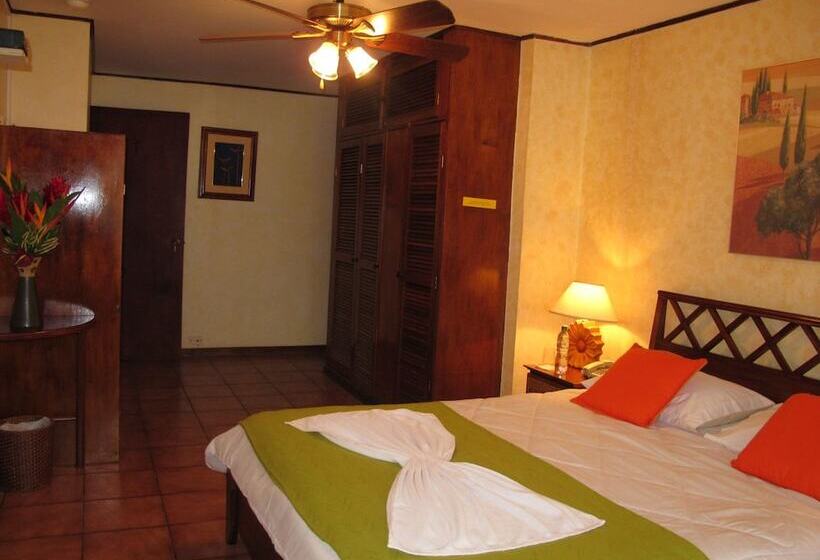 تختخواب و صبحانه Las Cumbres Inn