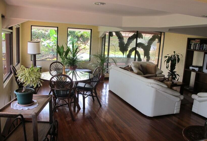 مبيت وإفطار Las Cumbres Inn