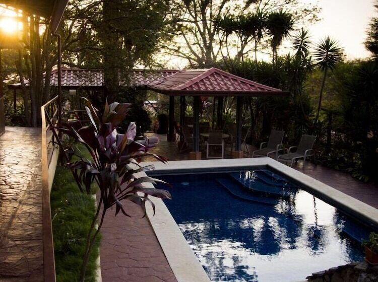 مبيت وإفطار Las Cumbres Inn