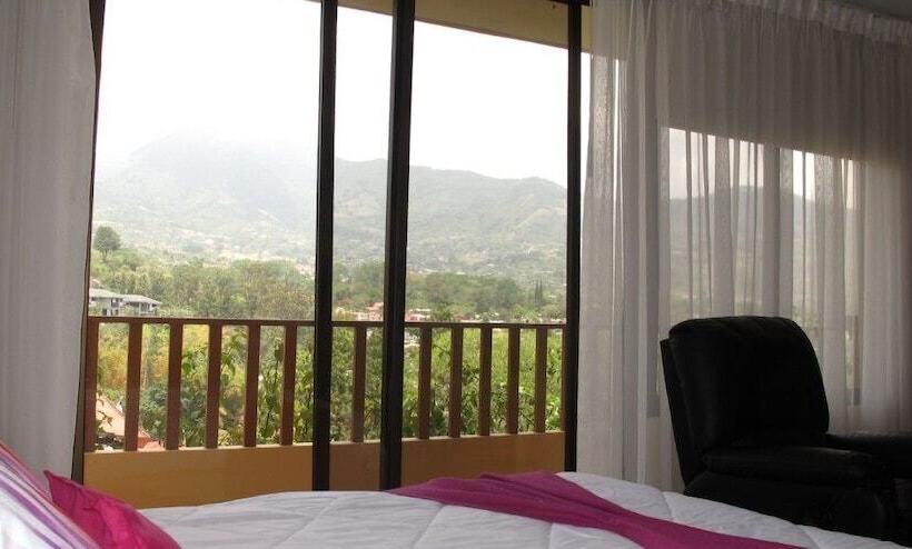 مبيت وإفطار Las Cumbres Inn