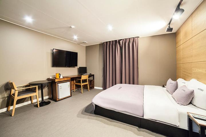 هتل Busan Station Dino