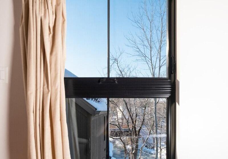 여관 Auberge Sutton Brouerie