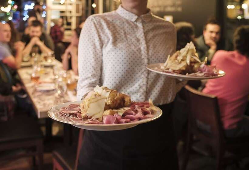 여관 Auberge Sutton Brouerie