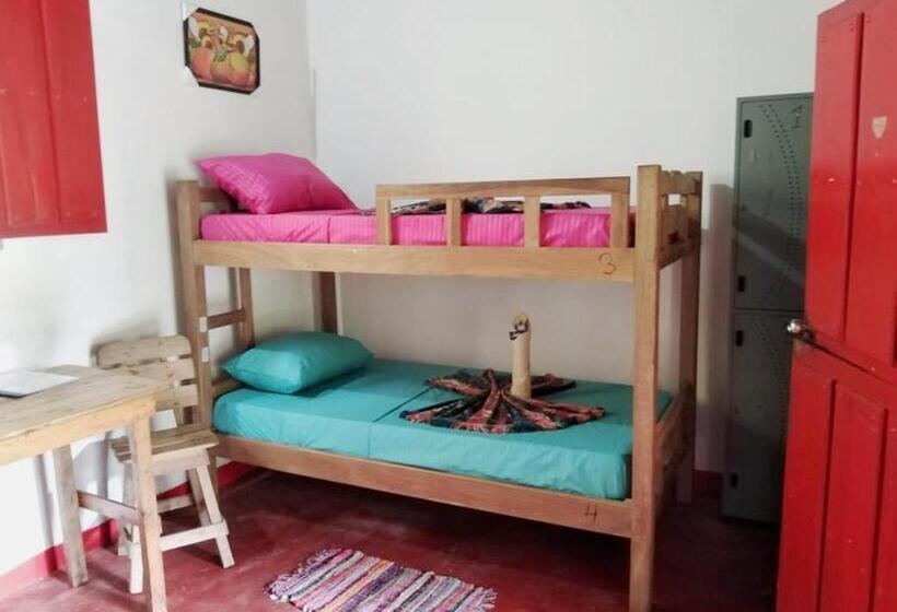 مسافرخانه Finca San Rafael   Cafe Y Cacao