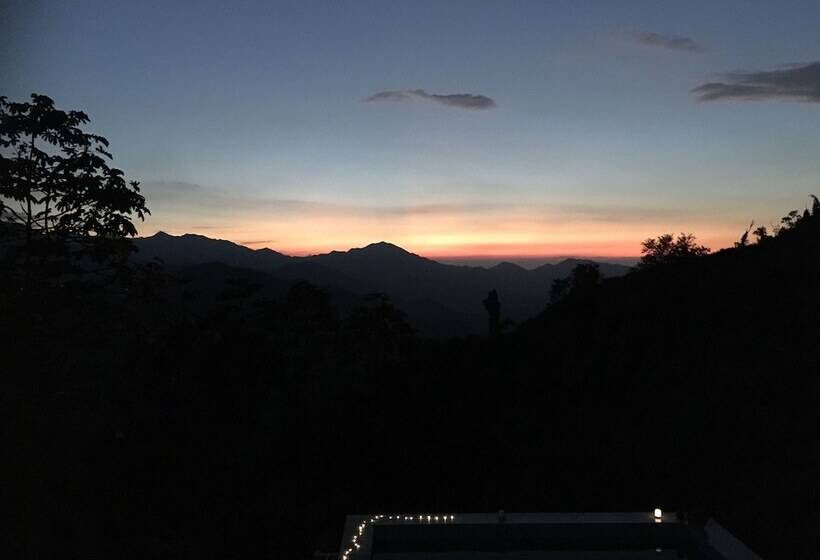 פונדק Finca San Rafael   Cafe Y Cacao