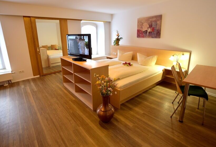 客栈  Gasthof Grüner Baum