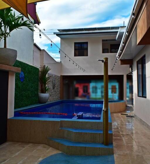 فندق Cabinas Midey