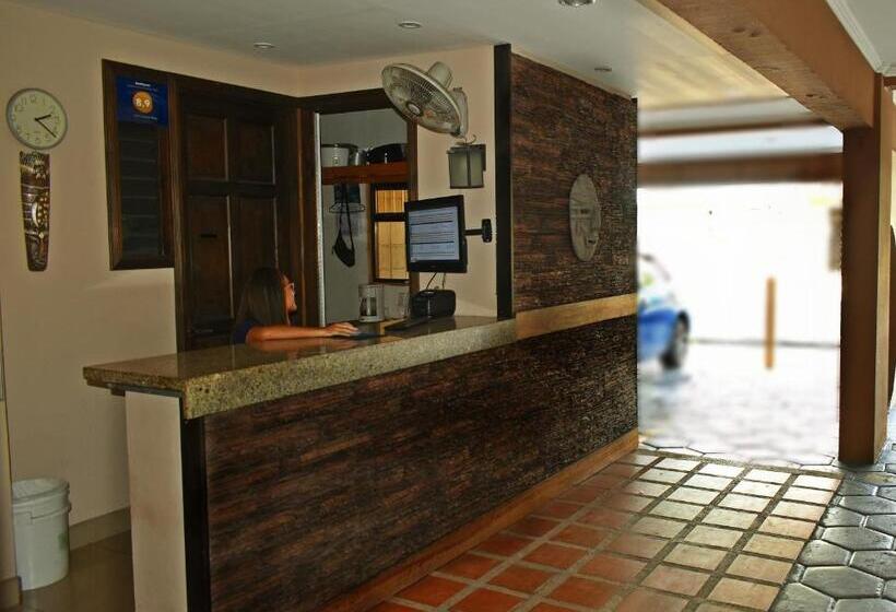 فندق Cabinas Midey