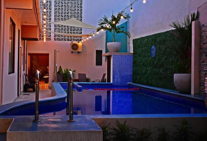 فندق Cabinas Midey