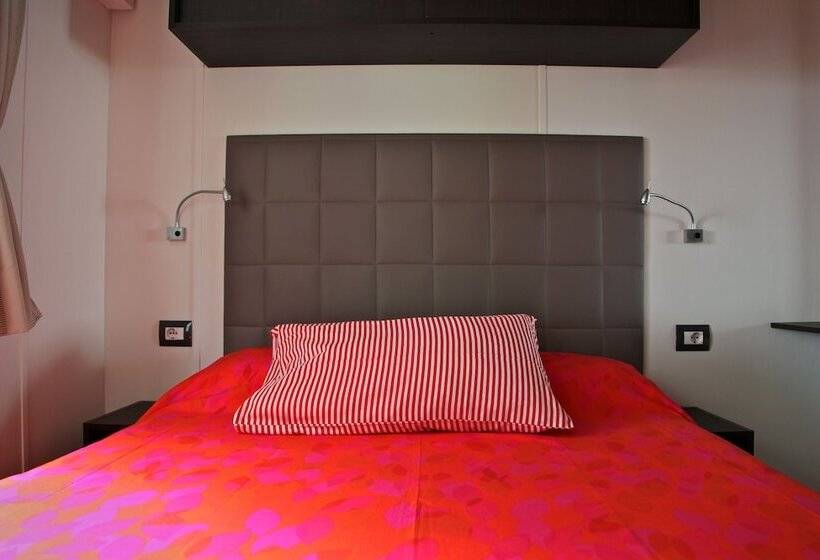 فندق Campeggio Europa Silvella