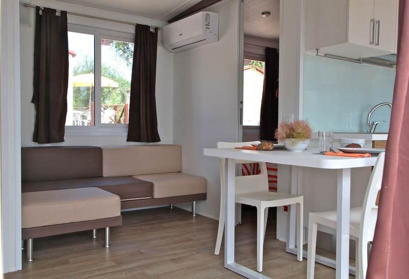 فندق Campeggio Europa Silvella