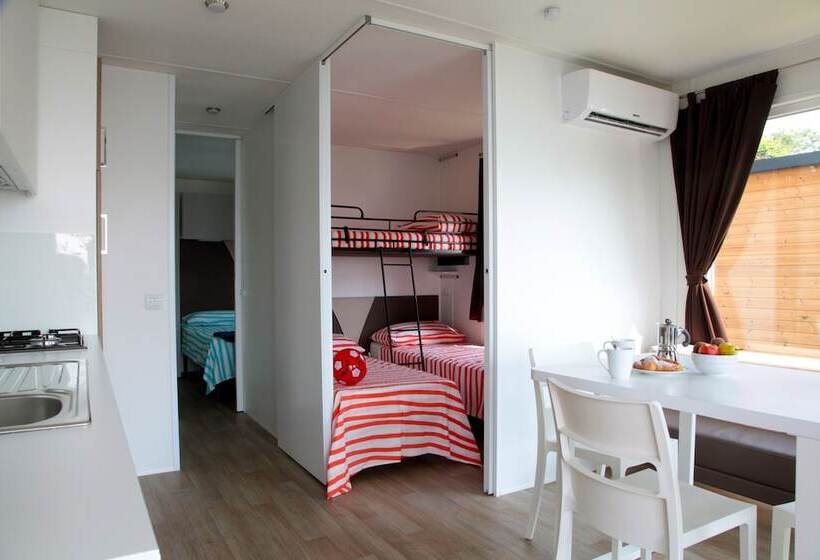 فندق Campeggio Europa Silvella