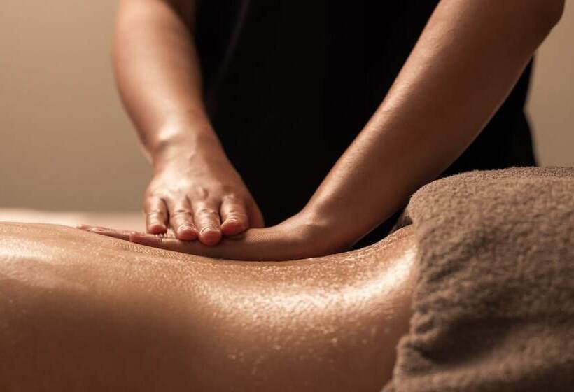 ホテル Dolphin Apartments