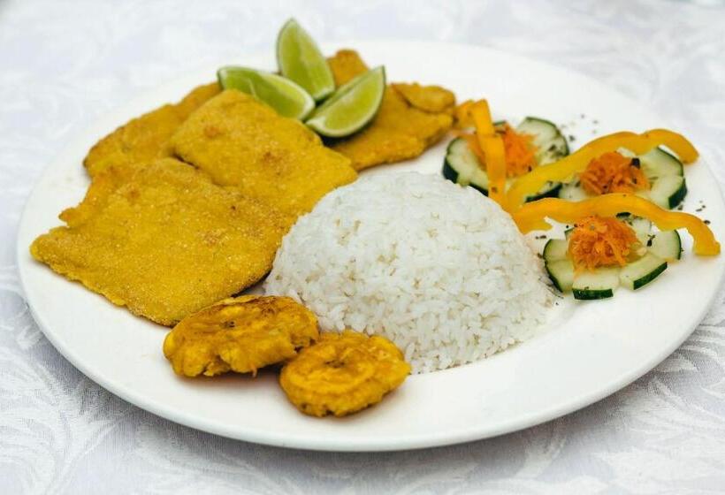 هتل Oceanic Lodge