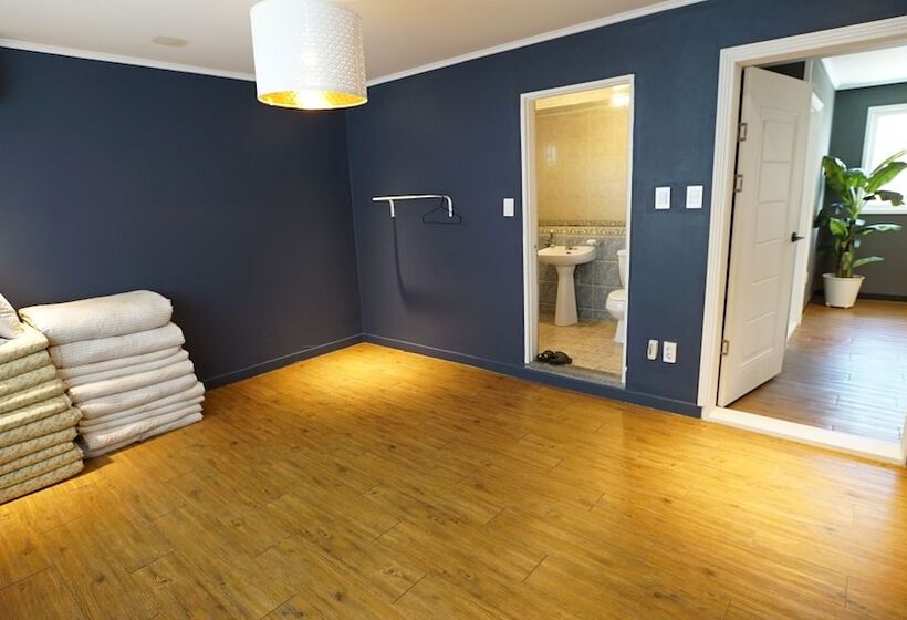 فندق Oikos Leisure Pension