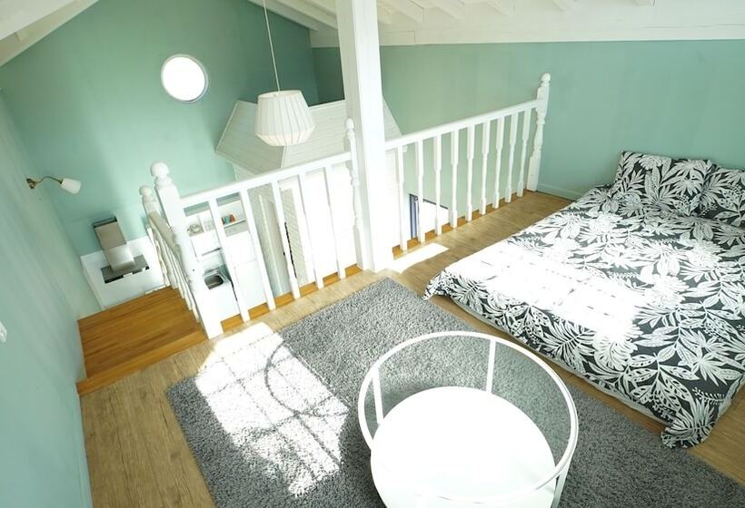 فندق Oikos Leisure Pension