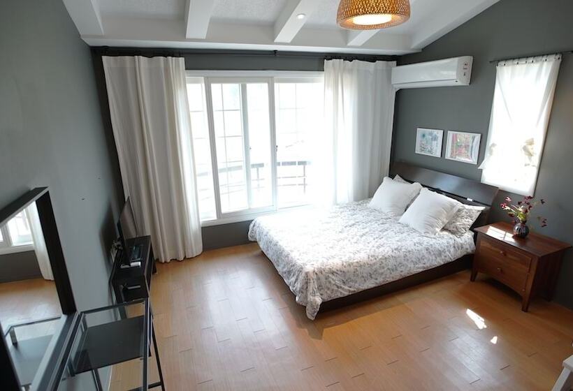 فندق Oikos Leisure Pension