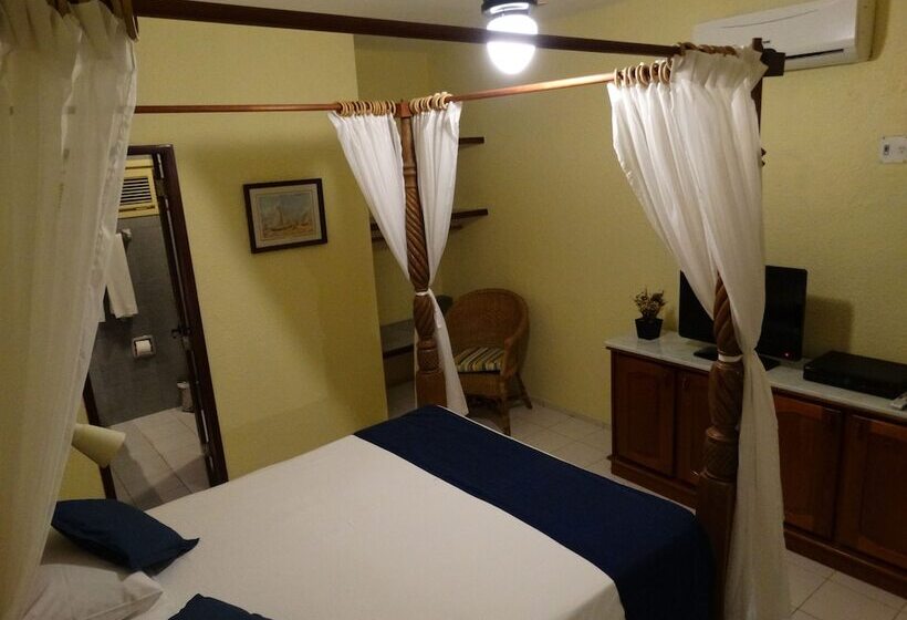 هتل Pousada Azul Marinho