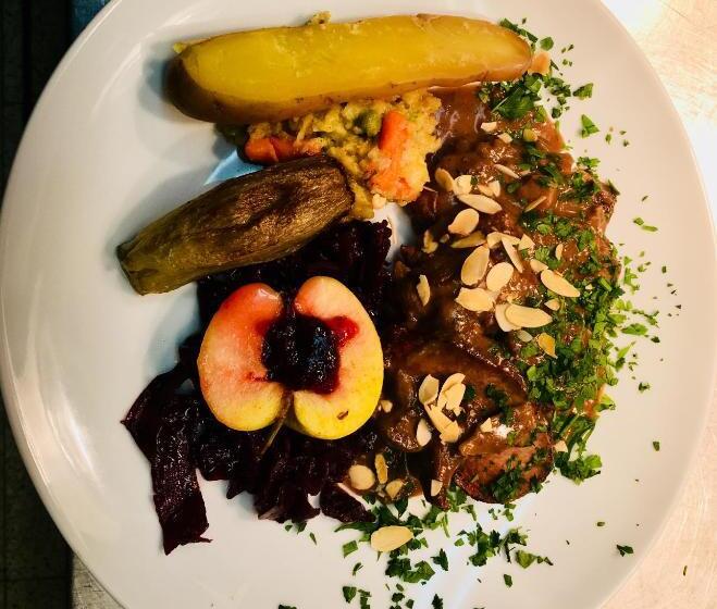 هتل Restaurant Zum Onkel Jonathan