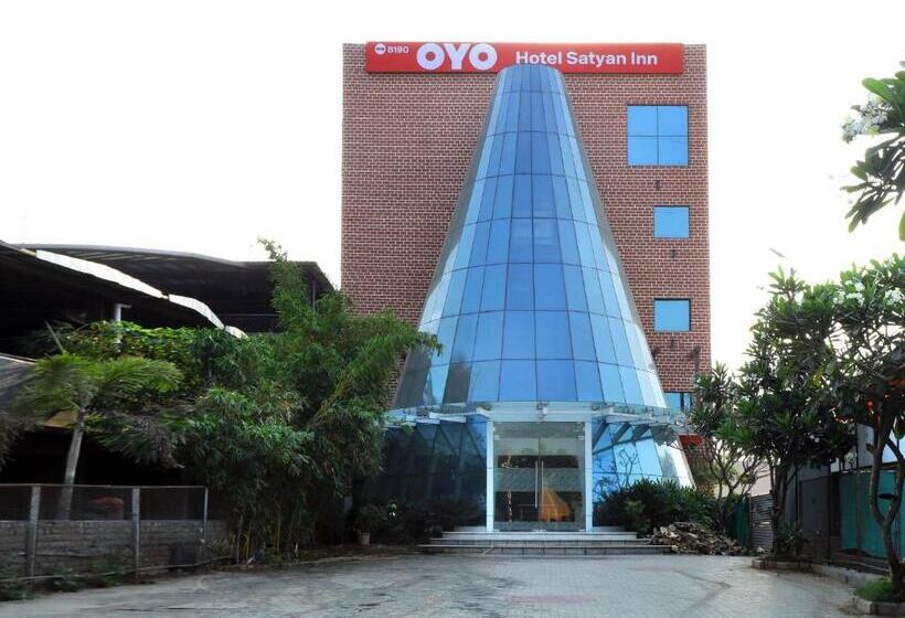 فندق Collection O Satyan Inn