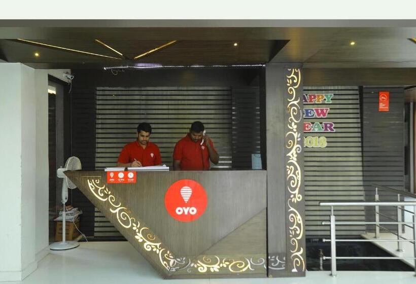 בית מלון כפרי Collection O Satyan Inn