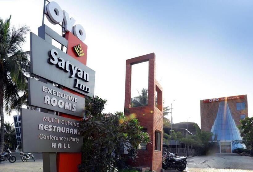 فندق Collection O Satyan Inn