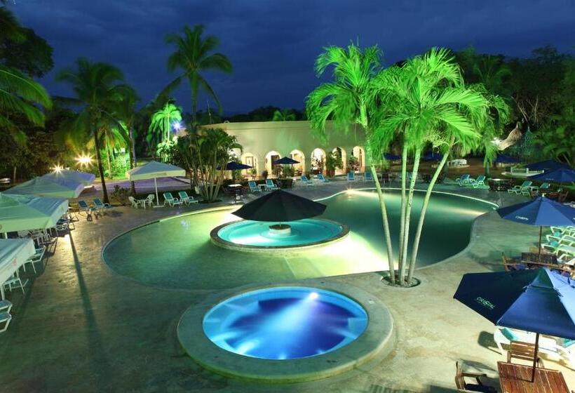 Отель Y Spa Santa Fe Colonial