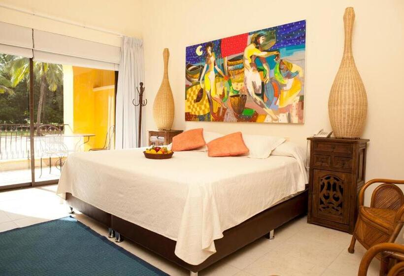 Отель Y Spa Santa Fe Colonial