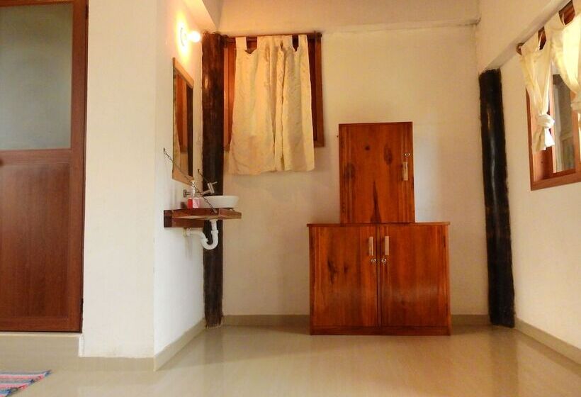 La Facha Hostel Restaurant Surf