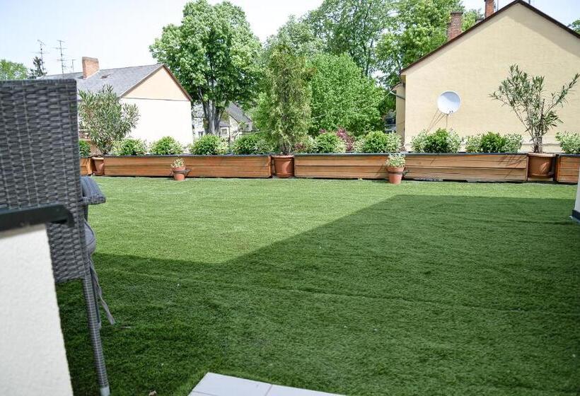 Média Panzió és Apartmanház