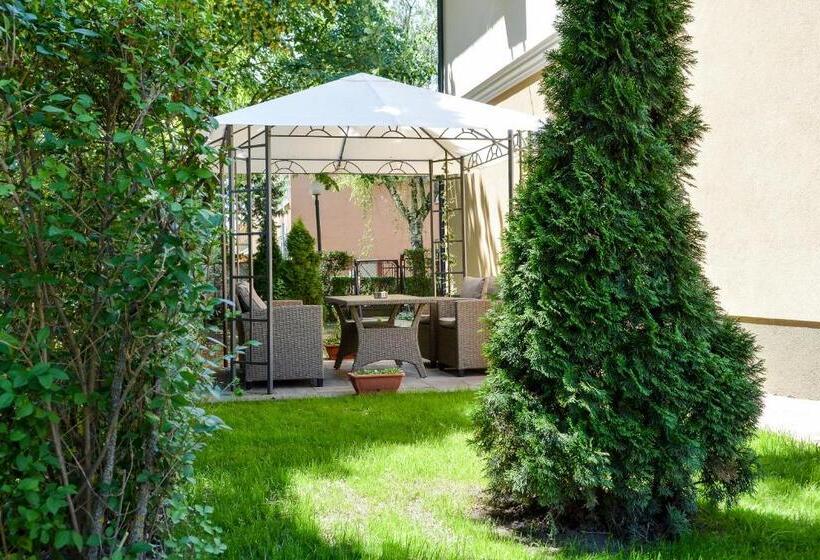 Média Panzió és Apartmanház