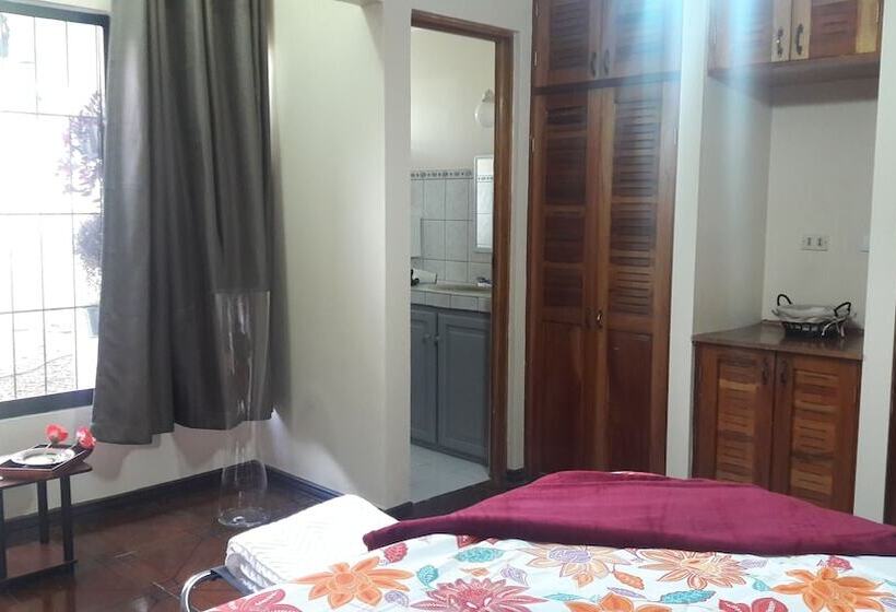 پانسیون Casa Memo