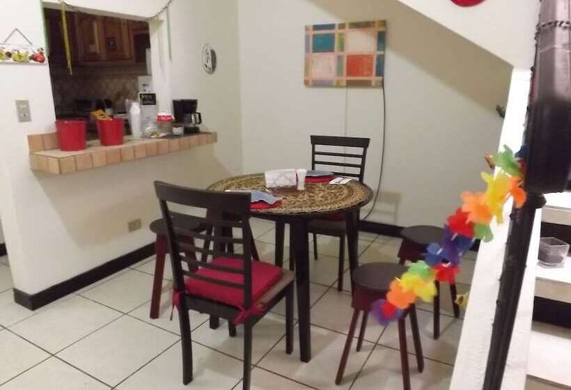 پانسیون Casa Memo