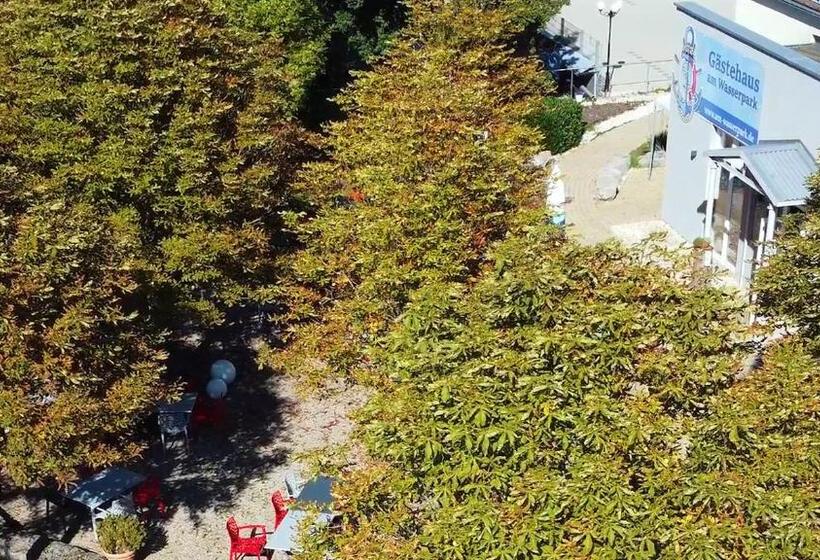 ペンション Gastehaus Am Wasserpark