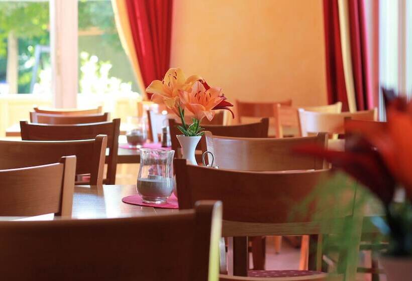 ペンション Gastehaus Am Wasserpark