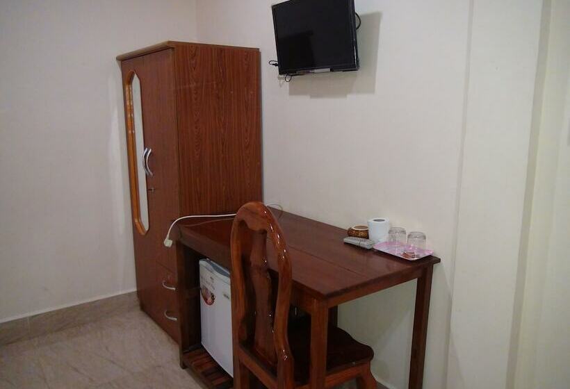 פנסיון Hong Phann Guest House