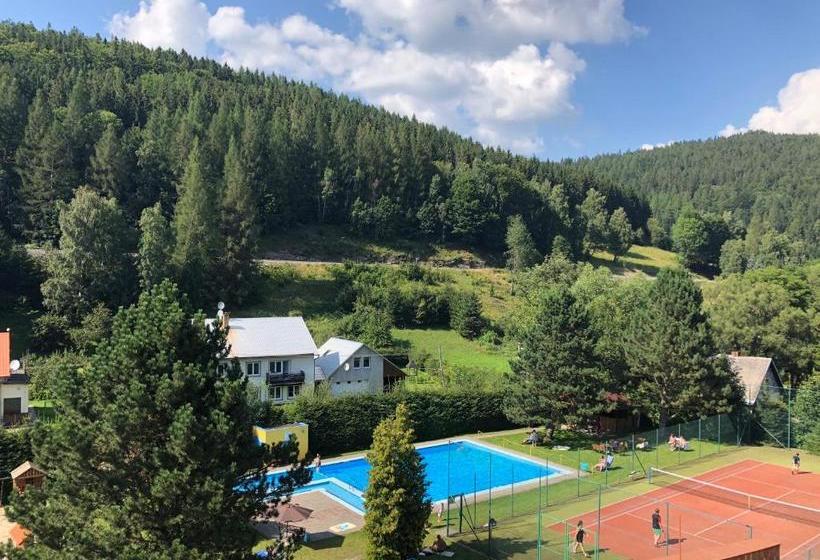 ペンション Slatina