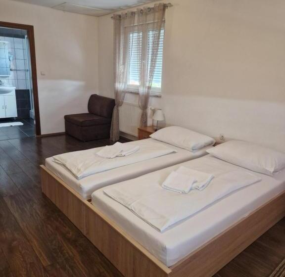 膳宿费 Plitvice Palace