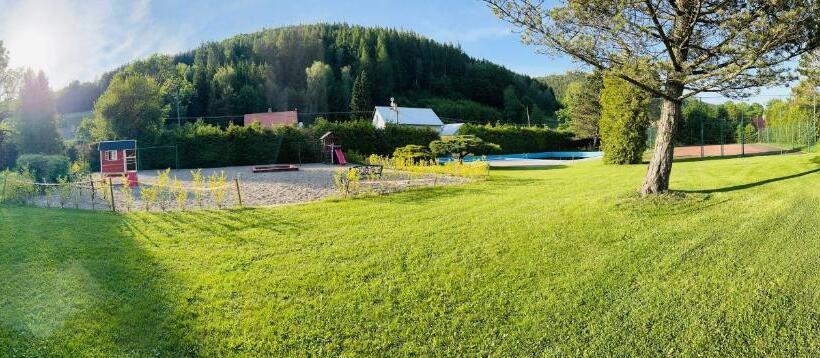 ペンション Slatina