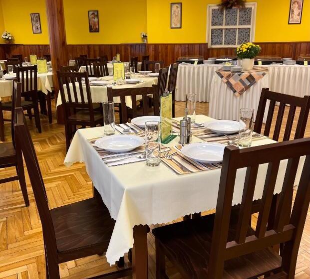 ペンション Slatina