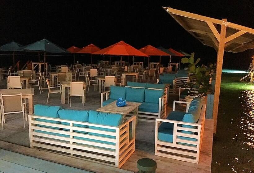 Vista Marina Residence