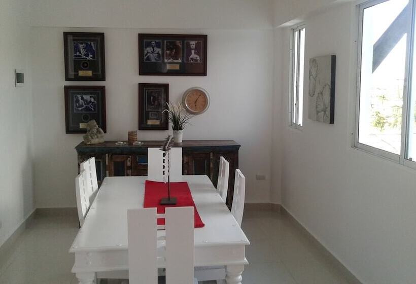 Vista Marina Residence