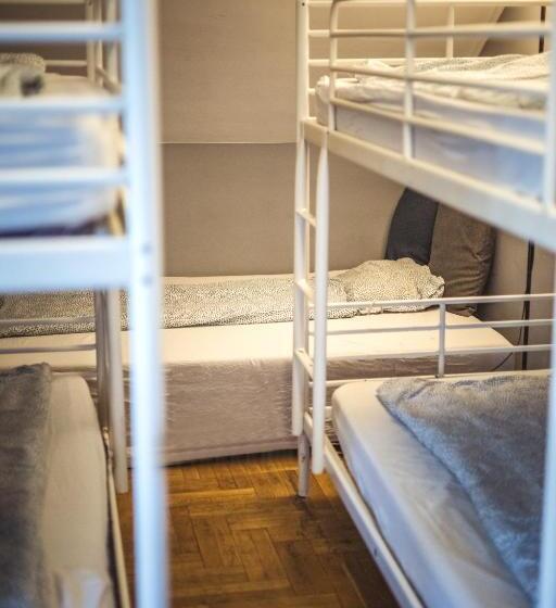 4 Couples & 4 Friends Hostel