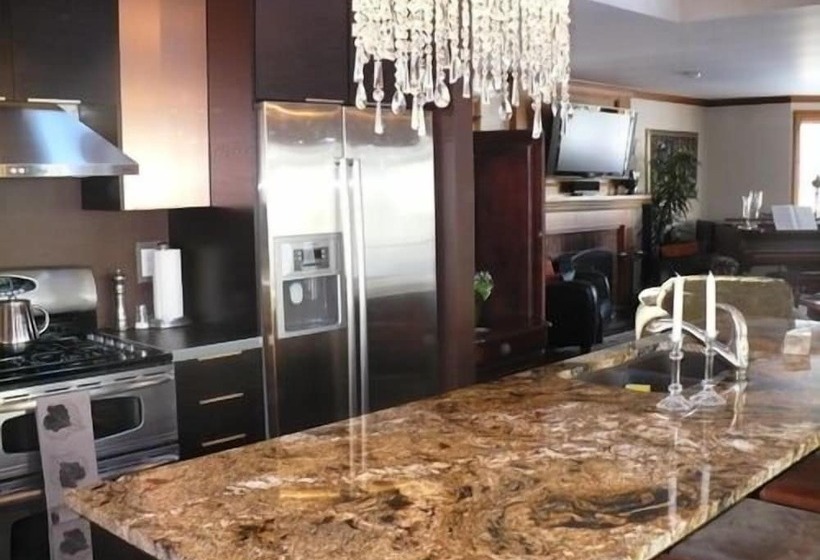 Copper Dreams Bed And Breakfast